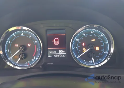 2018 Toyota Corolla Le from USA, damaged, VIN 2T1BURHE3JC043711